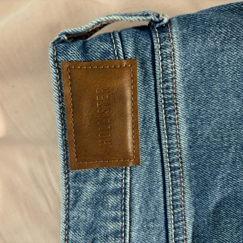 Hollister Blue Denim Jeans with Brown Patch - Picture 3 of 3